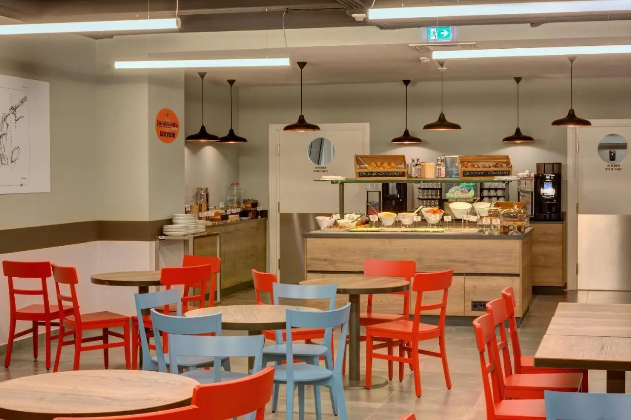 Hostal MEININGER Milano Lambrate